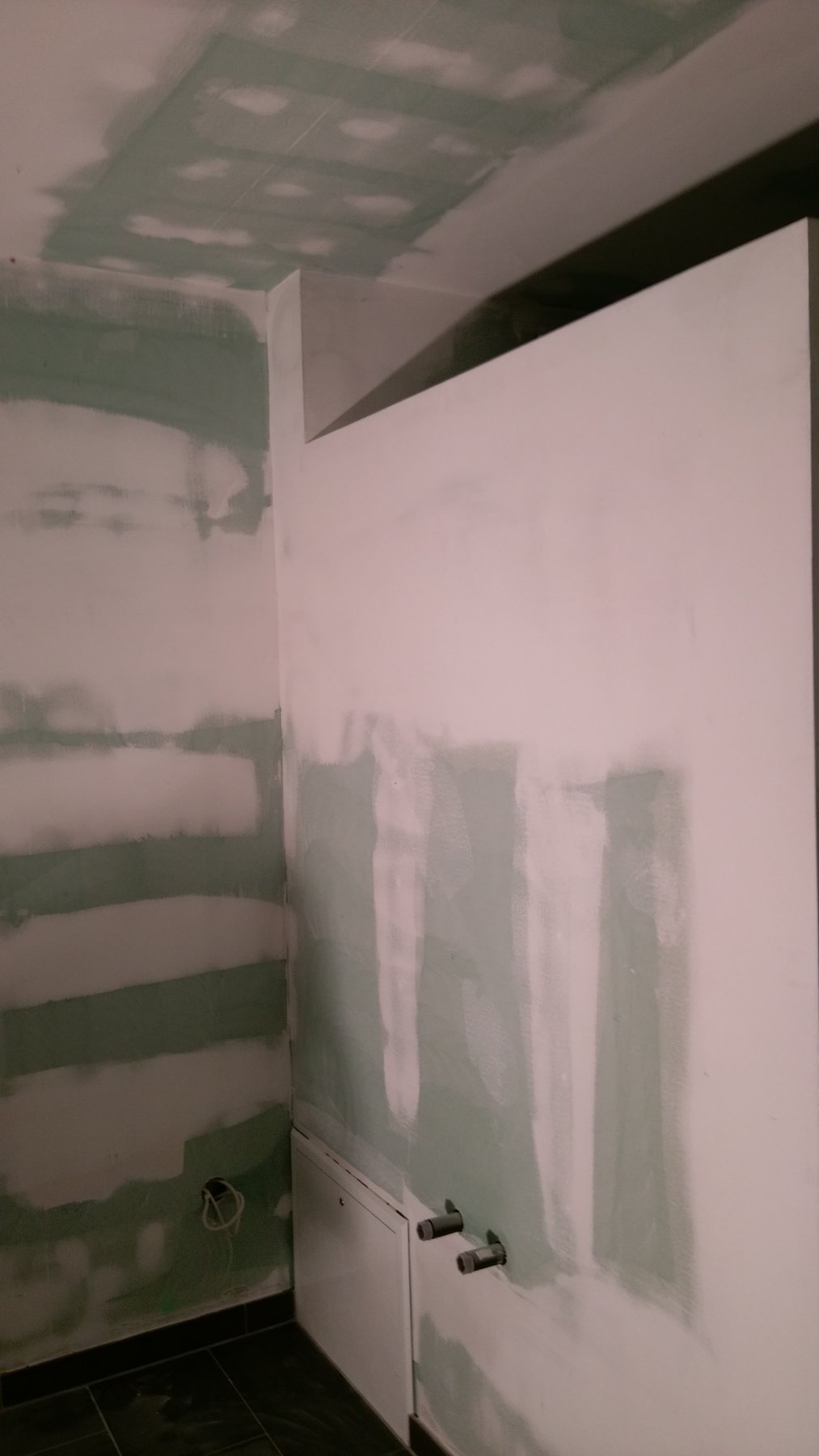 Maler- und Spachtelarbeiten beim Saunaneubau in Prerow